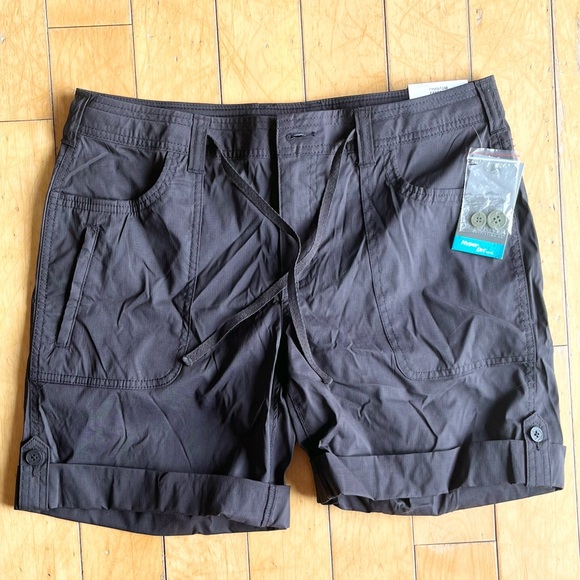 Windriver Pants - WindRiver NEW Dark Rolled Cuffs Adjustable drawstring Shorts – Size 10